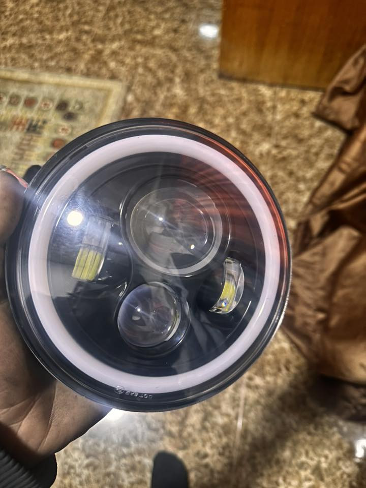 لايت مال ماطور جديد مستخدم عالي ناصي
40 الف وبيها مجال حك جيه 

***********

***********
