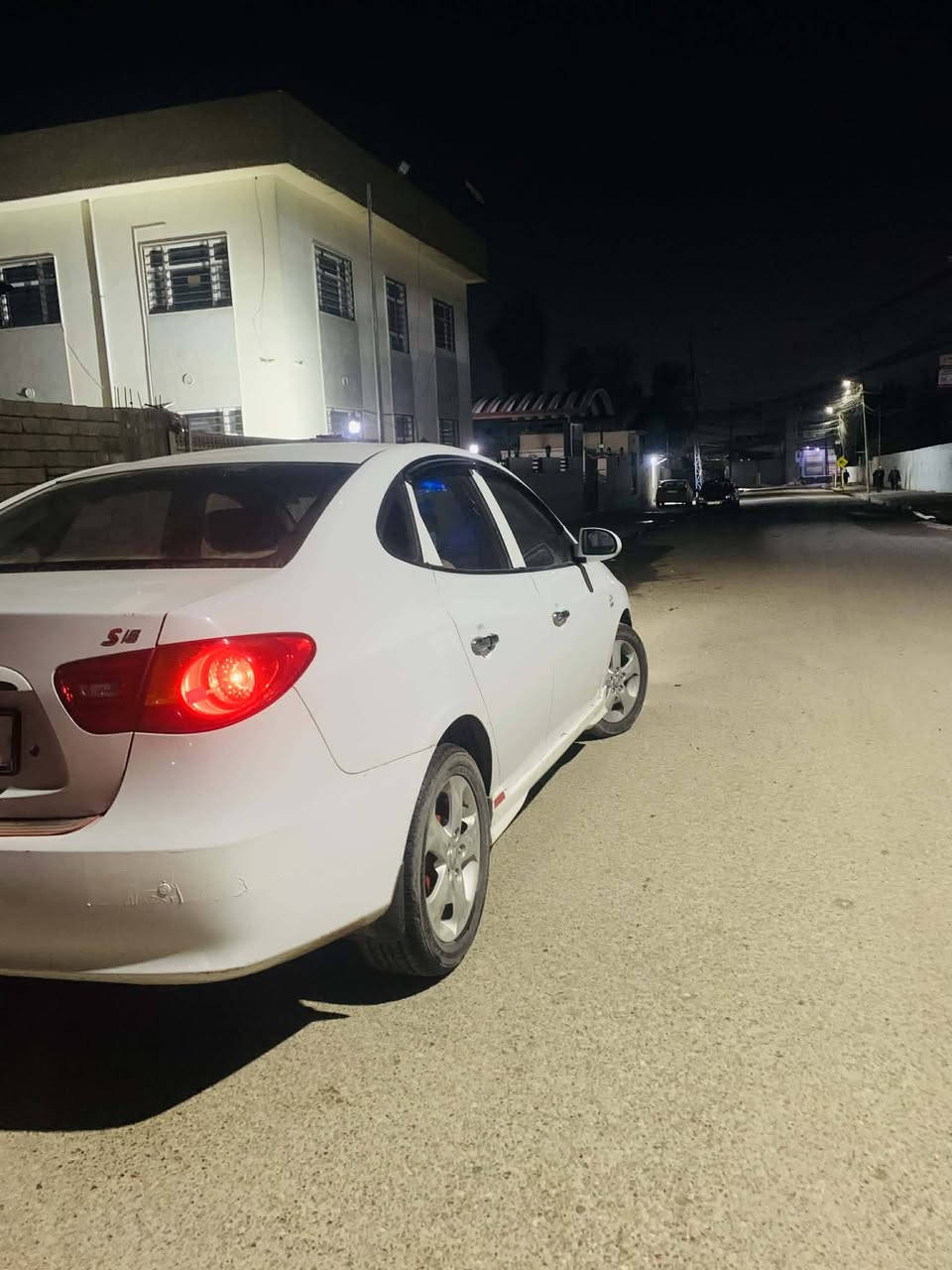 مكلف بالنشر 
السلام عليكم افانتي موديل 2009 بسمي اني الشرعي
رقم صلاح الدين ضرر قطعه بخشم البوند بي صبغ
كير ومكينه شرط تبريد ثلج ❄️ هزه جديدة رقم جديد مكان السيارة الموصل جانب الأيسر السعر 118 أو بيها مجال خاص ما جاوب مكلف بالنشر رقم صاحب السيارة ***********
