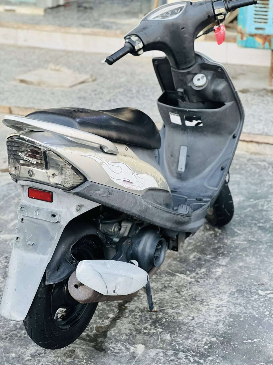 السلام عليكم ماكس عدله للبيع فقط مكفوله من كلشي كامله مكمله بدون اي نقص مكينه مكفوله من الفتح تجيب فيتر وتفحص  بانزين كله محسن مكاني بغداد الشعب وسعرها 800وبيها مجال بسيط رقمي ***********
