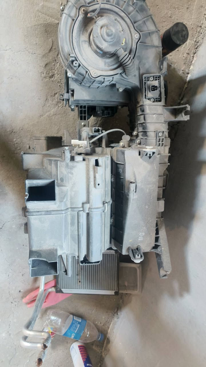 بوكس اوبتمه بي فريز تبريد وفان كامل نضيف


**إذا كنت صاحب هذا الإعلان وتريد حذفه لأي سبب، رجاءا أرسل رسالة إلى الدعم الفني**