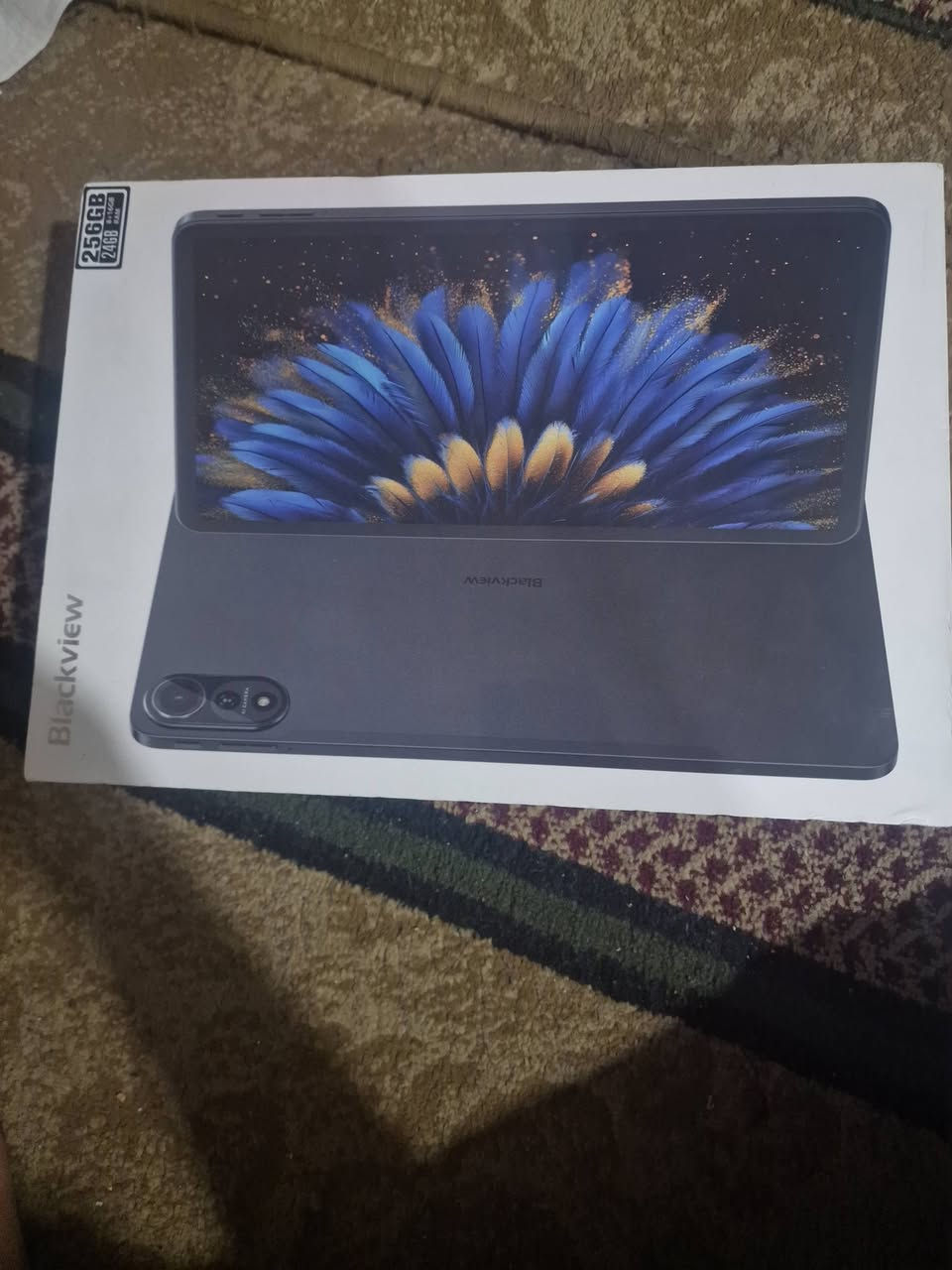 ايباد MEGA 2 BLACK VIEW 
للبيع فقط سعرو 210 الف وبي مجال للطيبين
ذاكره 256
الرام 8 وتكدر تسوي 16
بطارية 9000 
حجم الشاشه حسبالك بلازمه مو ايباد 😂
يفيدكم للدراسه ولل رسم وللتصفح ايضاً 
يجيكم معاه 
شاحنه وكيبل + كفر + كيبورد + ماوس + كارتونته هم تجي + سماعات محيطيه الكبار 

رقمي اسيا اتصل او تراسلوني واتساب 
*********** 
فقط الشراي يجي رجاءً لان محتاج الفلوس متوازي حيل وشكرا الكم
