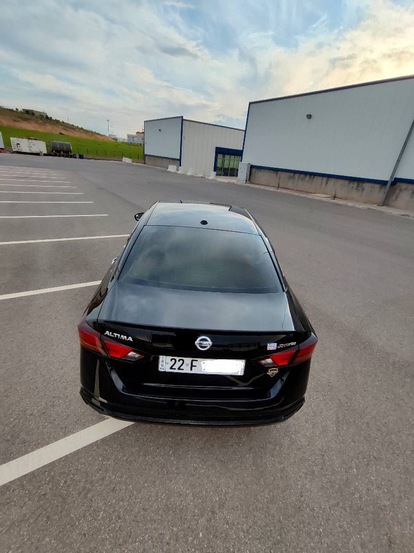 نیسان التیما 2020 
سه یاره زور پاقژه هه می تشت شه رت 
دوو قتعه و نیف سبقه 
بولنت چملاق و نیف ده رگه ه‍  لایئ 
نه فه ری 
80milaهزار رفه چوی
گئرو مه کینه شرت 
خرامه 345هزار سه ر د سعرئ هن خار 
✅ایرباک سوکان و شانه سیسته م
مواصفات S 
بصمه 
✅رادار سنگی
✅کامیره 
✅ده رگه ه‍ بصمه 
✅سندوق بصمه  
لایت زینون ✅
✅رقم اربیل 
۱۳۳ مجال
رقم تلیفون (کوردی)
*********** کوره ک
what's up سميل, دهوك
