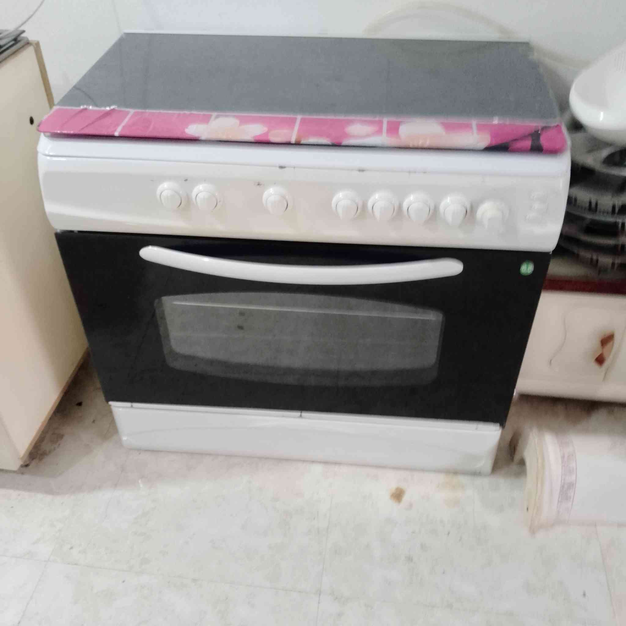 2تەباخ بێ عەیب سعریان موناسب بۆفرۆشتن بۆنرخ***********شوێن صمود
