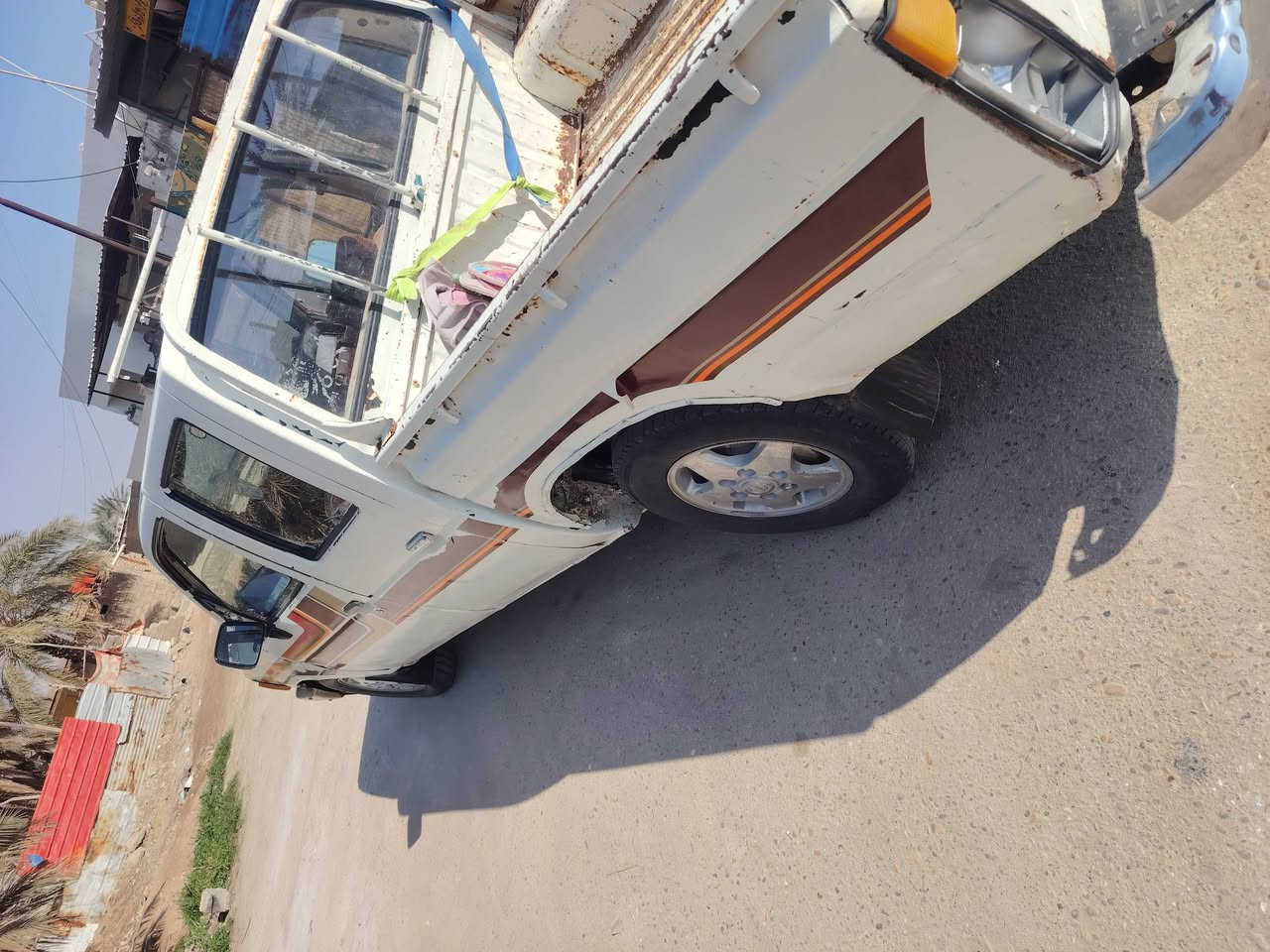 البيع موديل ٩٠ 
رقم ميسان
مكان ميسان
سعر ٣٢
سنويه ٢٧ 
***********
