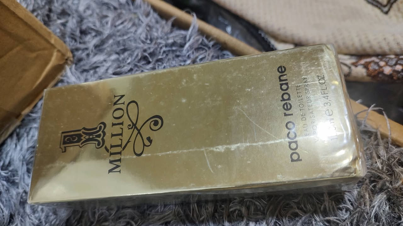 اخوان طلعلي هذا العطر مسلفن الي يفيده يكتب سعر


**إذا كنت صاحب هذا الإعلان وتريد حذفه لأي سبب، رجاءا أرسل رسالة إلى الدعم الفني**