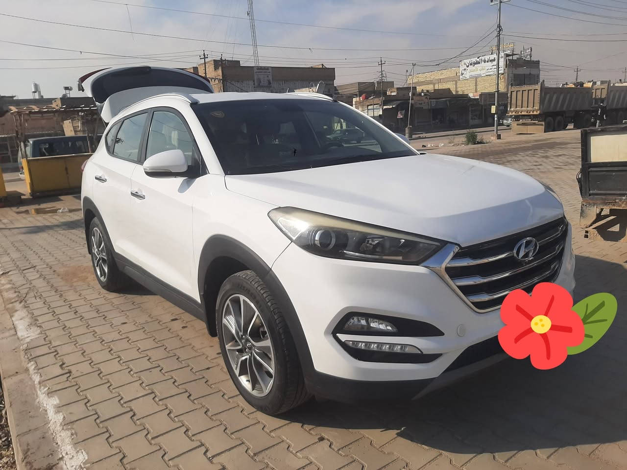 سلام عليكم هونداي توكسان 2018 بيها ضربة بلباب الامامي خفيفة والباقي كلة كفالة السعر 190 وبيها مجال حق الجية مكان نجف حي ميسان ا تصال *********** علما مكلف بلنشر واتساب فقط لاتتصل عل الخط فقط واتساب
