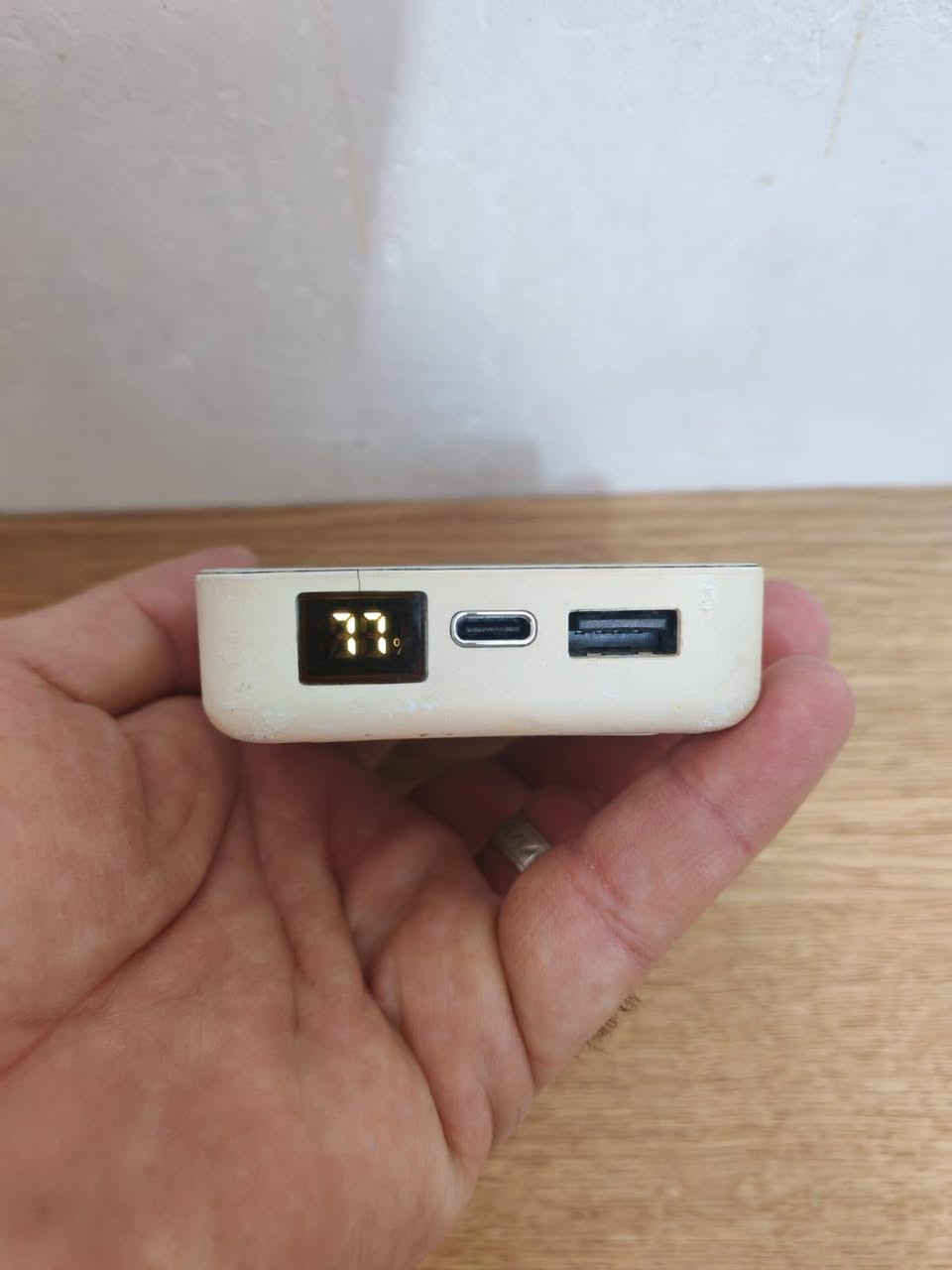 باور بانك باله أمريكي أصلي سعه ١٠ آلاف ملي امبير السعر ١٥


**إذا كنت صاحب هذا الإعلان وتريد حذفه لأي سبب، رجاءا أرسل رسالة إلى الدعم الفني**