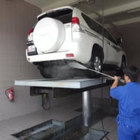 يتوفر لدينا جكات غسل وتشحيم سيارات بنظام الألماني دنماركي نظام يطالي د...