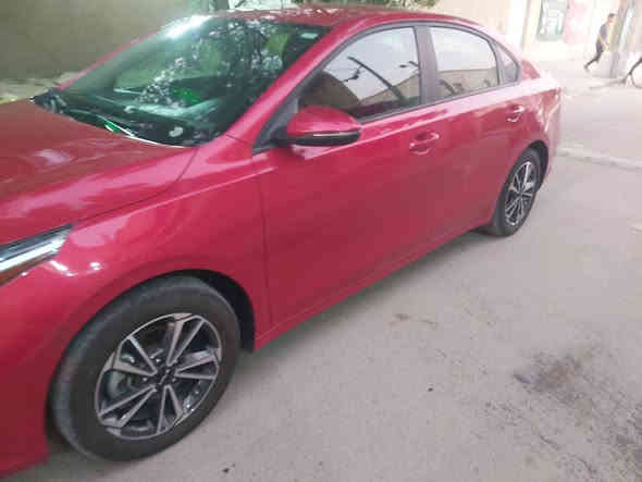 اسلام عليكم
كيا فورتي مديل 24 للبيع (دخول جديد)
مواصفات عاديه وارد امريكي 
السياره بيها قبق جنطه اتبدل نفس اللون اصلي امريكي والجاملغ اتعدل وانسحب ونصبغ حوضها سليم ماواصله الضربه للحوض ابد كله سليم الحوض صور الحادث منشوره
مكان السياره بغداد
السعر:145 وبيها مجال
الرقم:***********
