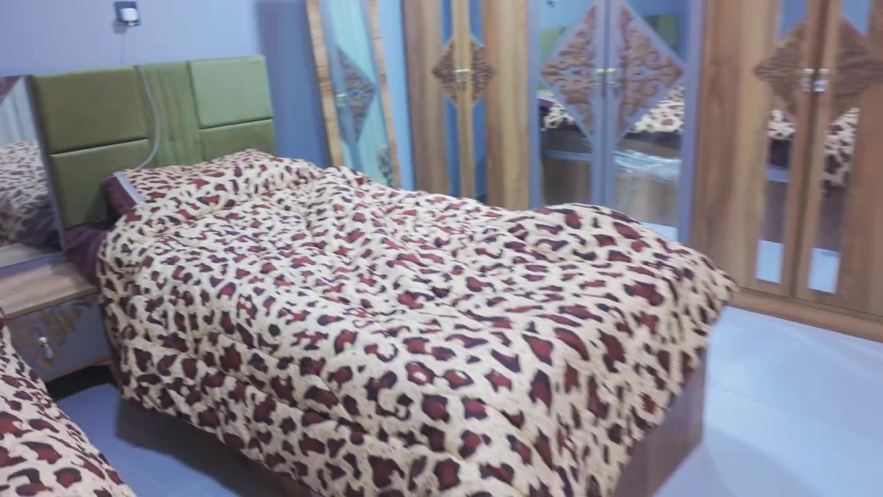مزرعه الوقت السعيد بغداد الأرضونيه  *********** مزرعه مثبته تطبيق اجرلي سعر شفت الصباح 150 سعر شفت المسائي 200,000
