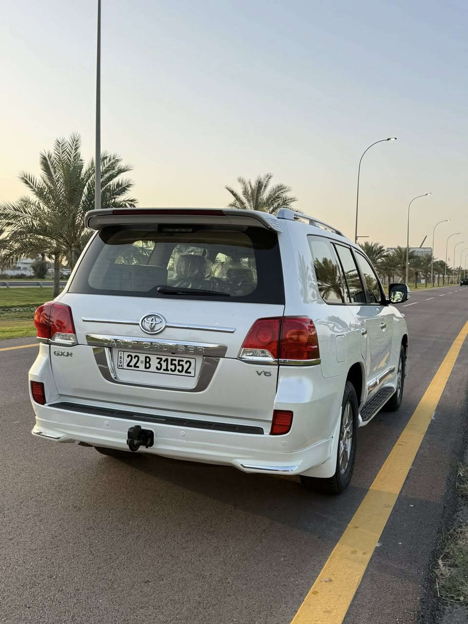 السلام عليكم 
لاندكروز للبيع
موديل 2013
GXR 
سونار موجود مع الصور
فتحة سقف
كشنات جلد بدون زلغ ولا مفطرات
ثلاجة
تشغيل عن بعد
حساسات خلفي امامي
شاشه تيسلا
عالي ناصي بروجكترات زنون
تخم تاير جديد
رقم اربيل سنوية بإسمنه
السعر 358 ورقة
مكان السيارة بغداد العامرية 
للإستفسار: *********** سعد
