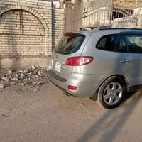 سنتافي • ٢٠٠٨ • داخل اسود جلد