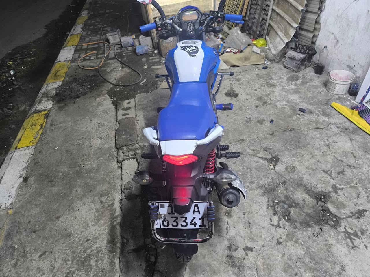 ياألله
هاوجي جديد موديل 2020 مسجل سنويه ولوحات انكليزي تحويل ثاني يوم السعر 15 وبي مجال 
الاستفسار ***********
السكن رمادي حي التأميم
