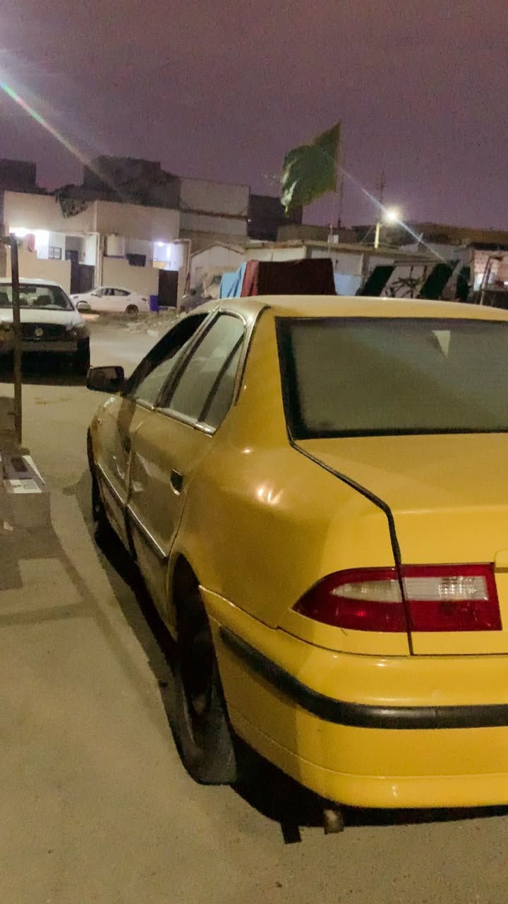 سلام عليكم سياره سمند مديل 11 سنويته مصفره ربع ما عليه بيه كزكيت قبل يومين بيعه كوم حديد سعره22قفل عنون البصره ***********
