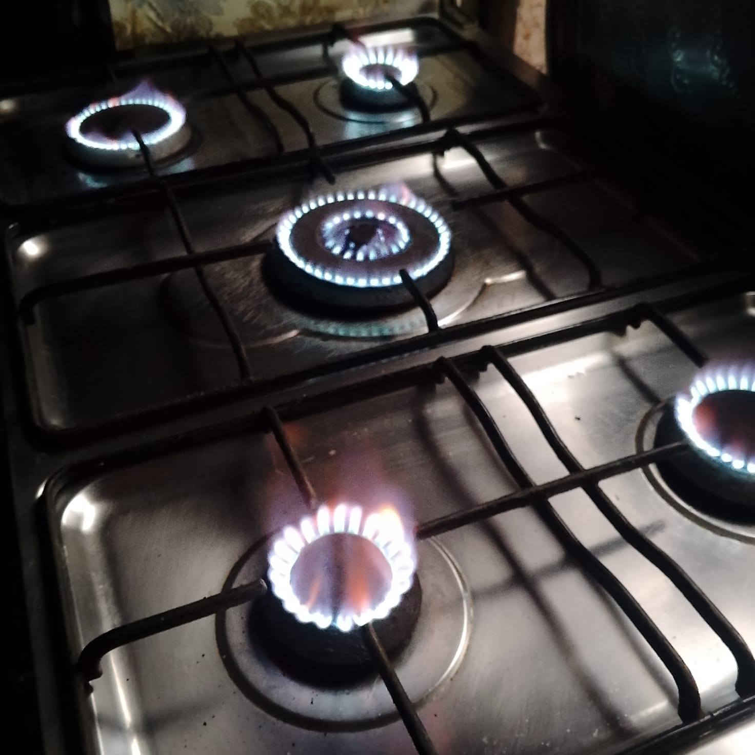 للبيع طباخ 5عيون مصري فريش نضيف فرن فوك وجوه شغل لسعر 150المكان بعقوبه الهاشميه


**إذا كنت صاحب هذا الإعلان وتريد حذفه لأي سبب، رجاءا أرسل رسالة إلى الدعم الفني**