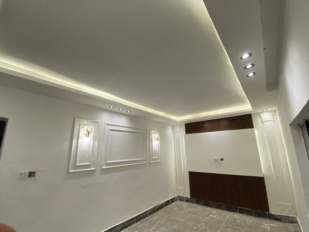 تم بعون الله تعالى إنجاز مضيف الاخ يوسف صلاح 
محمد ثامر الصباغ لعمل ديكورات الداخليه الخارجية ✅🔥 

الاستفسار 

***********
