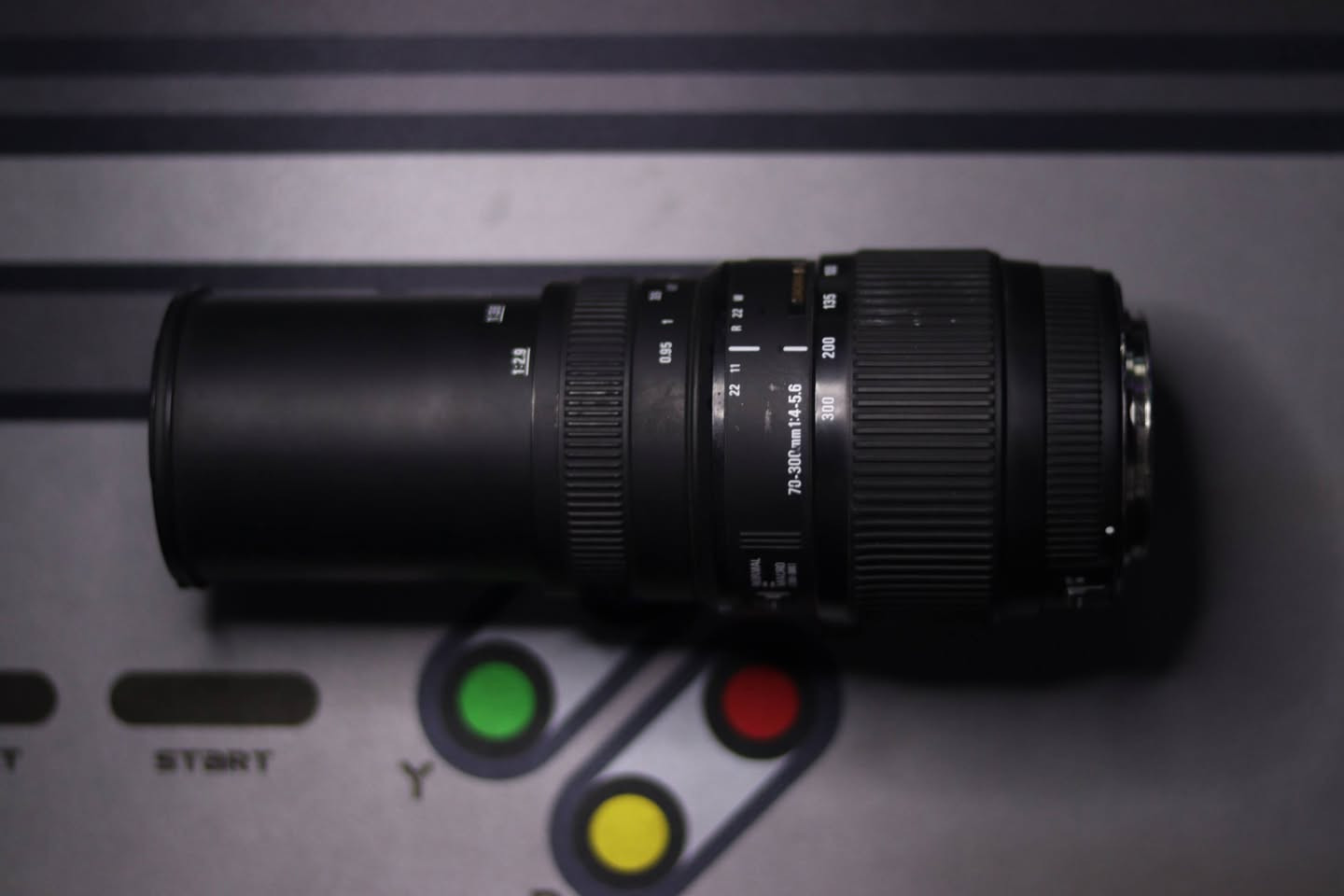 للبيع عدسة Sigma 70-300mm
🔹 للبيع عدسة Sigma 70-300mm
🔹 العدسة العادية (بدون تثبيت)
🔹 نظيفة وتشتغل تمام
💰 السعر: 125 ألف دينار عراقي
📍 المكان: — ذي قار 
📞 التواصل: خاص / واتساب / ***********
