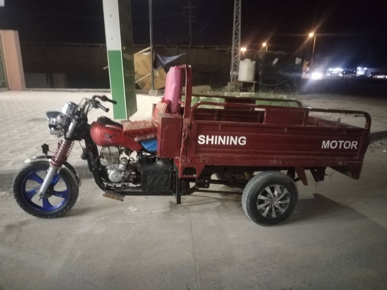 السلام عليكم  ستوته البيع بدون محرك مديل 2017 اورق اصولي بسمي  مكاني النجف حيدريه خان النص 
*********** بيع مستعجل
