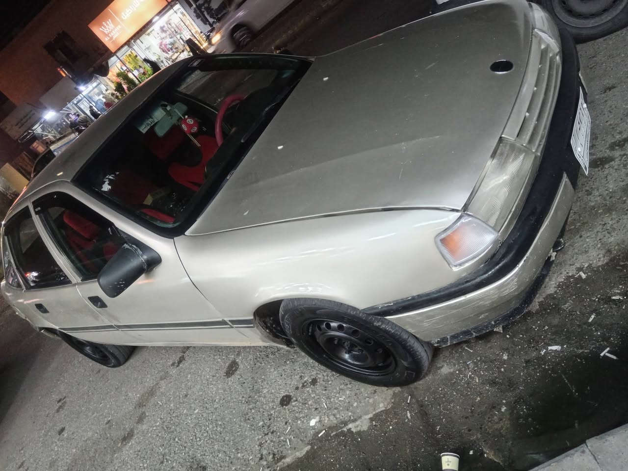 اوبل فكترا م 1991 ..كير محرك ع شرط ..كير محرك شرط لا صرف لا بخار 1.6 قايش عريض المرغوب ترايك 160
دفتر بانزين بي شرط التحويل والغرامات 
..سياره بيها ضربه جامرلغ وباب الخلفي طرف السايق 
صدر تعبان كهربائيات كله شغال كيجات لايتات عالي ناصي كله شغال 
السعر 28 وبي مجال ويرهم مراوس حسب القناعه 
***********
