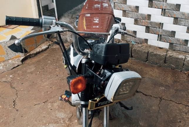 سلام عليكم: ماطور عينتاني سونيك 55555 تسعات مكينه مفتوحه  عايزووايرمنيه قفلو250رقم *********** ***********
