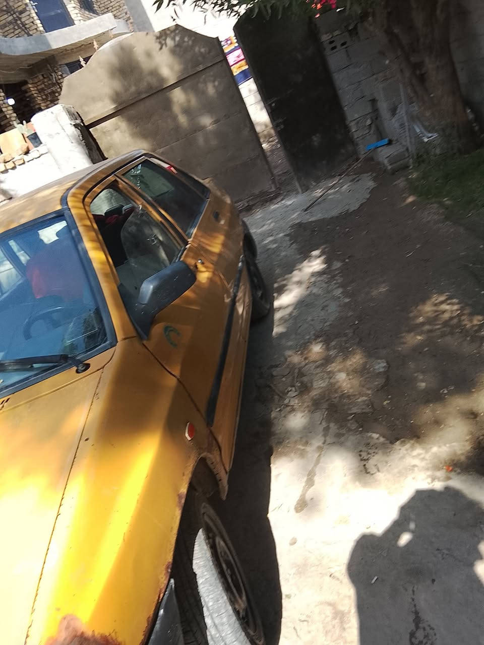 ،السلام عليكم سايبه للبيع 2011 مداور ثاني يوم السعر 16 ورقه وبيها مجال الرقم بغداد مكان حله***********
