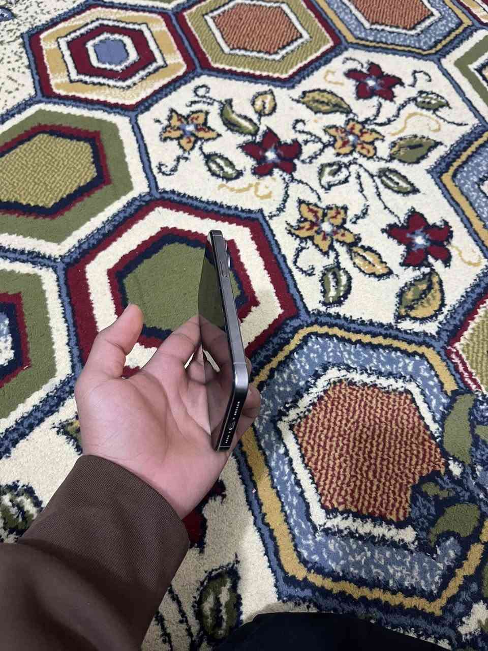 ايفون 15 برو ماكس
ذ256 
ب87 
مستبدل شاشة 
سعر 690 قفل 
متحصل هيج سعر بالسوك 
***********
