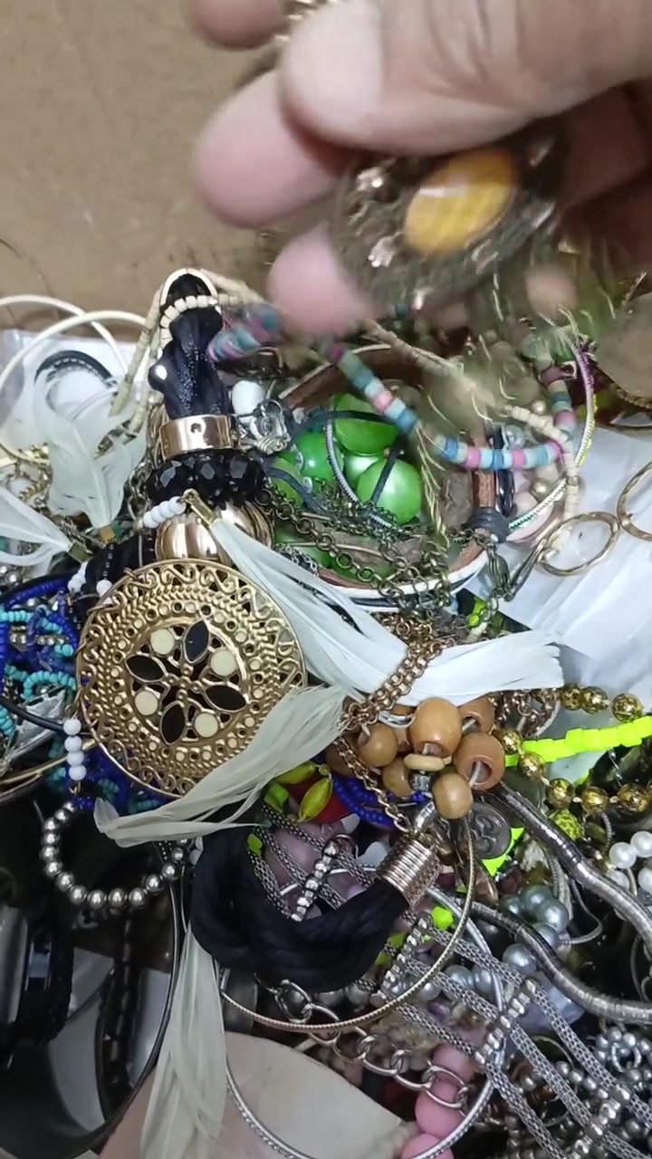 السلام عليكم  اكسسوارات 65
شامل التوصيل


**إذا كنت صاحب هذا الإعلان وتريد حذفه لأي سبب، رجاءا أرسل رسالة إلى الدعم الفني**