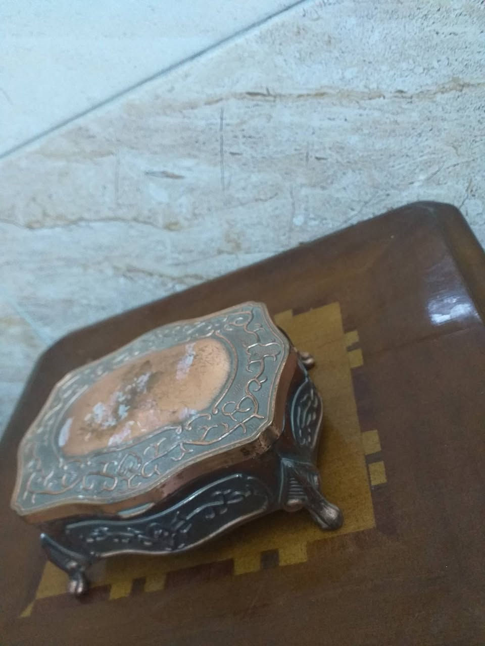 السلام عليكم ورحمة الله وبركاته جبنالكم احلى صندوق مال ايام زمان نحاس احمر مكان موصل يوجد توصيل كافه محافظات العراق السعر خاص رجاءأ


**إذا كنت صاحب هذا الإعلان وتريد حذفه لأي سبب، رجاءا أرسل رسالة إلى الدعم الفني**