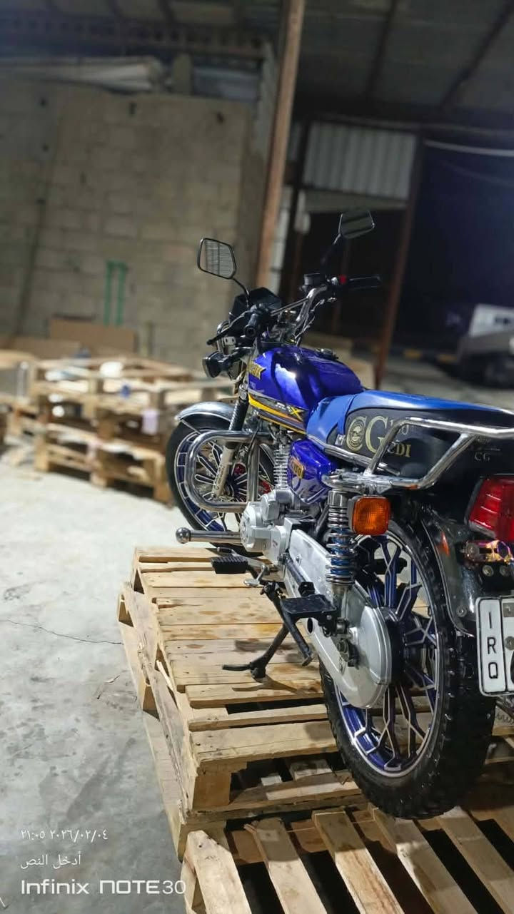 يابه سلام عليكم..
للبيع أو المراوس، دراجة سيفان 150CC موديل 2023، الدراجة نظيفة جداً وجناي ومال بيت، والترتيب مثل ما موضح بالصور.
​التفاصيل:
​المحرك: 150CC، صافي وجاهز.
​الأوراق: مرقمة وأصولية والسنوية الأصلية موجودة.
​التحويل: أصولي ومضمون شوكت ما يحب المشتري.
​الفحص: الدراجة نظيفة وبشرط الفحص والركضة.
​💰 السعر: مليون و500 (وبيه مجال بسيط للشراي الصامل).
🤝 المراوس: أراوس بمرقم حسب القناعة.
​للتواصل: راسلني خاص.
المكان: الأنبار - الفلوجة رقم للتواصل/***********/  ***********
