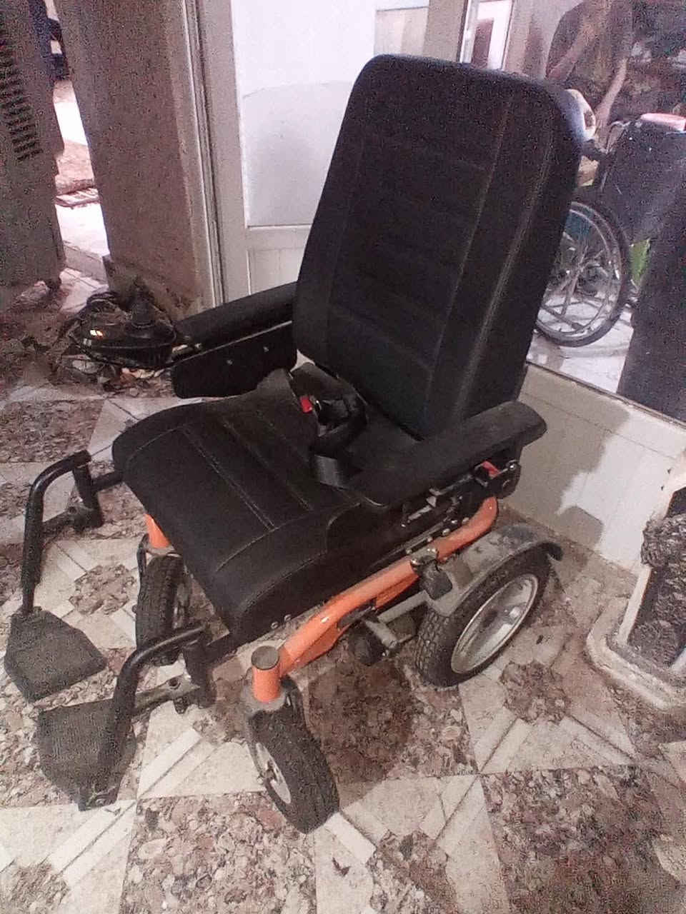 البيع مستعمله يوم  واحد


**إذا كنت صاحب هذا الإعلان وتريد حذفه لأي سبب، رجاءا أرسل رسالة إلى الدعم الفني**