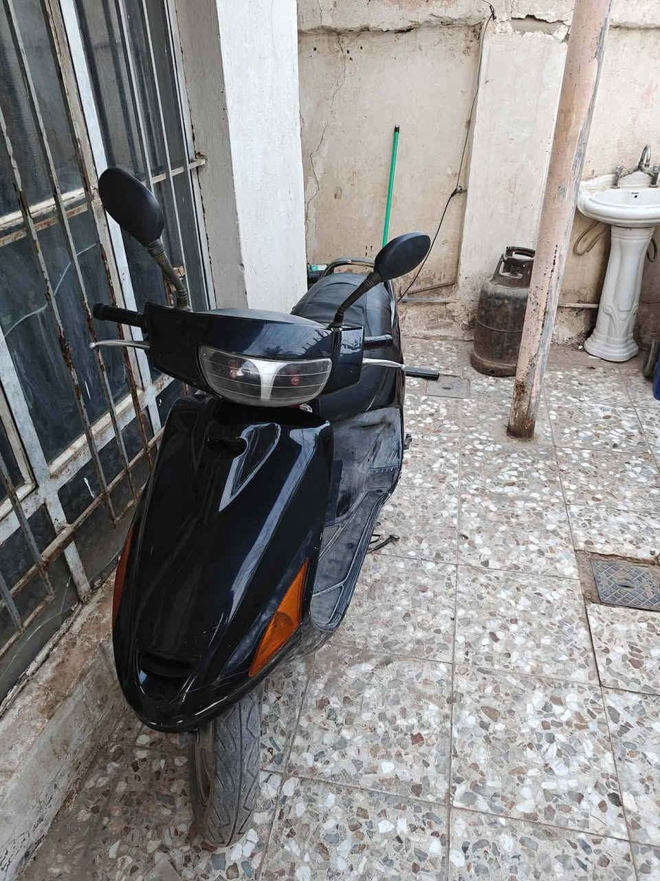 سلام عليكم فراشة حاوية مامتوحة نضافة فول لبيع او مرواس كفرات البلاد موجوداد لون زيتوني


**إذا كنت صاحب هذا الإعلان وتريد حذفه لأي سبب، رجاءا أرسل رسالة إلى الدعم الفني**