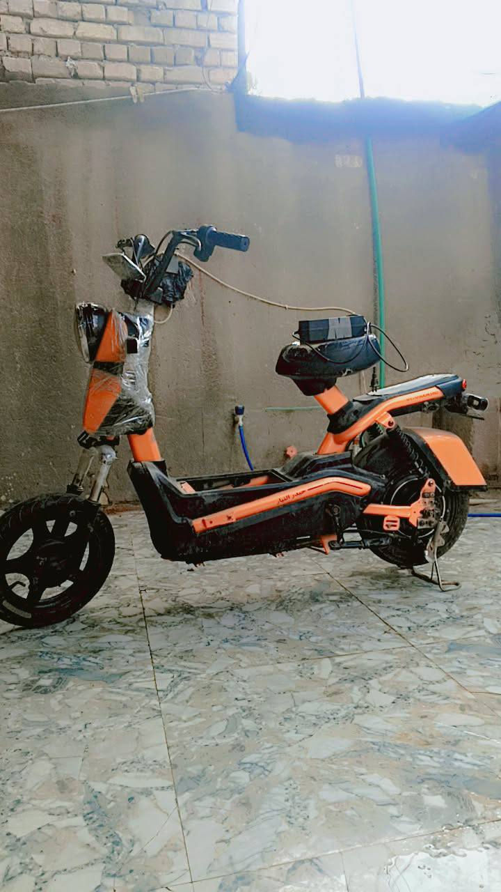 دراجه شحن البيع عوزهه بس بطاريات. فقط بصمه عدي شاحن موجود فقط بطاريات شراي يراسلني واتساب ***********
