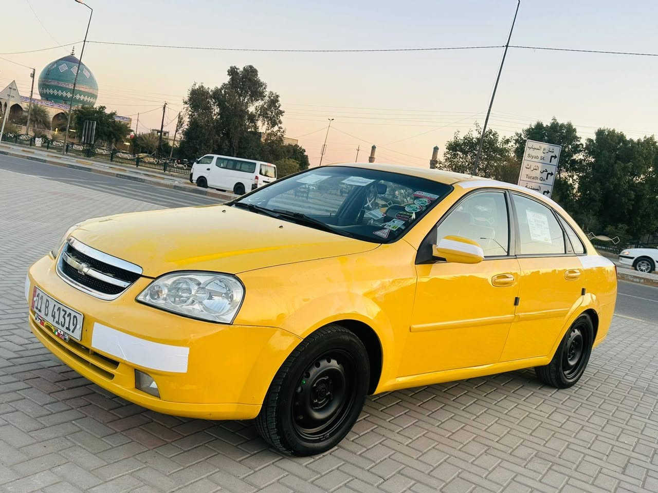 سلام عليكم من رخصة الادمن المحترم اوبترة لبيع سيارة كفالة عامة من الصبغ والضربة مكينة وكير وصدر تبريد جاهزة من كلشي موديل 2011مصفرة سنوية وهيئة السعر71 وبيها مجال مكان السيارة البياع ***********
