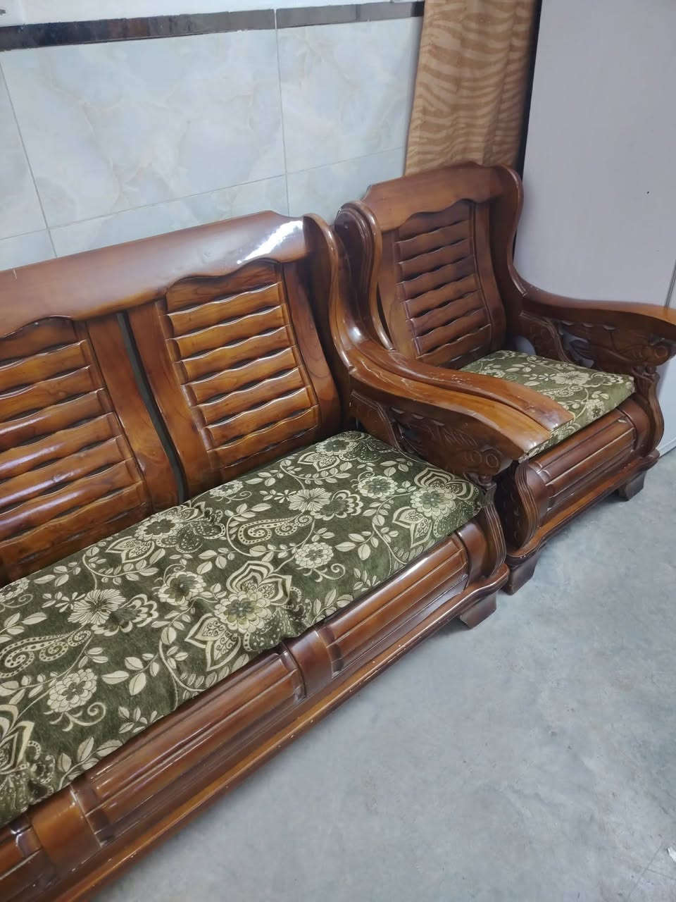 للبيع 7 مقاعد للبيع 350


**إذا كنت صاحب هذا الإعلان وتريد حذفه لأي سبب، رجاءا أرسل رسالة إلى الدعم الفني**