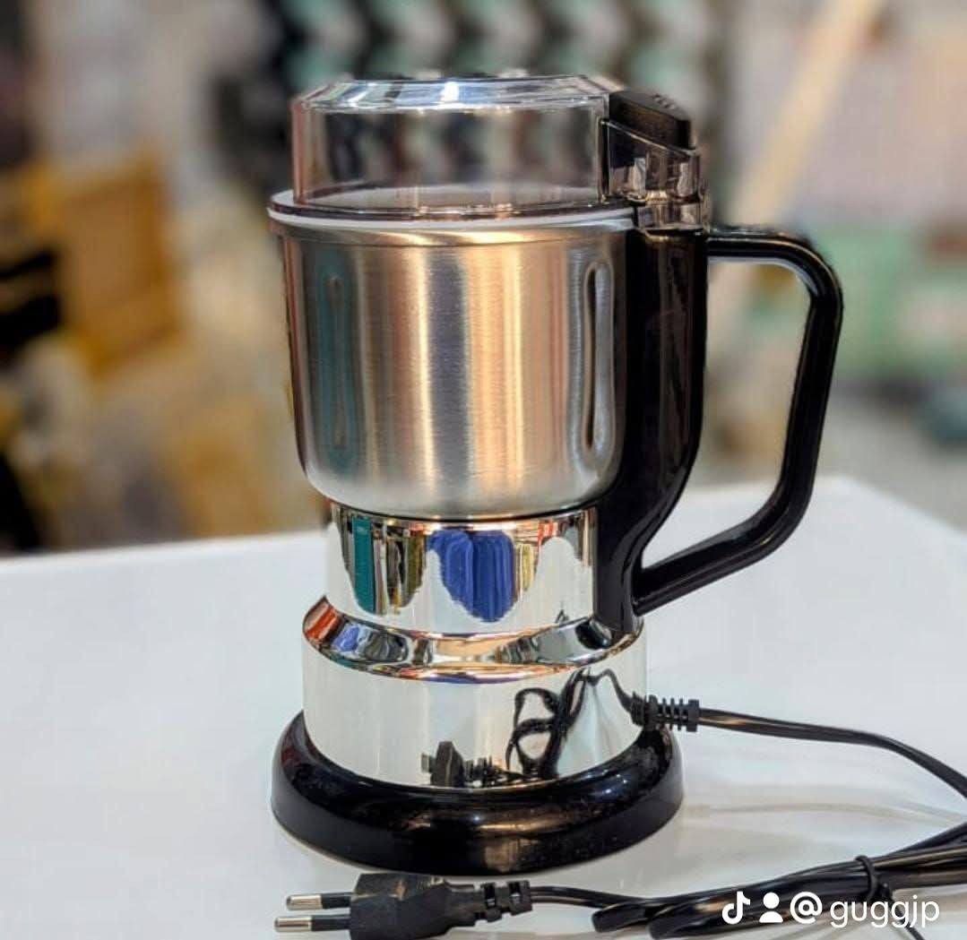 مطحنة القهوة وجميع التوابل والبقوليات 🦅🦅 #الاصلي المنشأ ألماني🇩🇪🇩🇪🇩🇪💯
مطحنه القهوة والتوابل والبقوليات  المستوردة الجبارة قوه خارقة ستانلس ستيل ✔️
مطحنة بماطور قوي جدآآ 💪
المطحنة الجبارة ذات القوه الخارقة 
مطحنه بن وقهوة وجميع أنواع التوابل ✔️
وأهم شيء هو الحصول على قهوة لذيذة كل صباح  😍
مطحنه التوابل بالكامل بماطور نحاس من الفولاذ المقاوم للصدأ ✔️
المطحنه ب8 شفرات 4 كبير و4 صغير 
تعمل على الكهرباء ✔️

#الاصلي المنشأ ألماني🇩🇪💯

السعر ١٥ الف
🚘 يوجد خدمة توصيل لجميع محافظات العراق ٤ الاف 🚘


**إذا كنت صاحب هذا الإعلان وتريد حذفه لأي سبب، رجاءا أرسل رسالة إلى الدعم الفني**