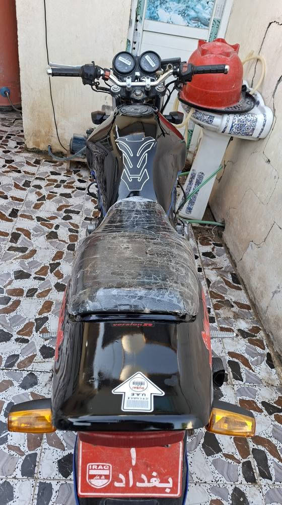 سلام عليكم/سيبي فور400جيل اول 16والف كفاله مكينه وكير شلع معدل صالنصه رياضي كهربائيات كامله لايت زنون تايرات جدد اوراقه كامله السعر 12 وموسعره بس متوازي عل بيعته وبيه مجال للشراي مكاني بغداد  والشراي يتصل *********** بغداد, العراق
