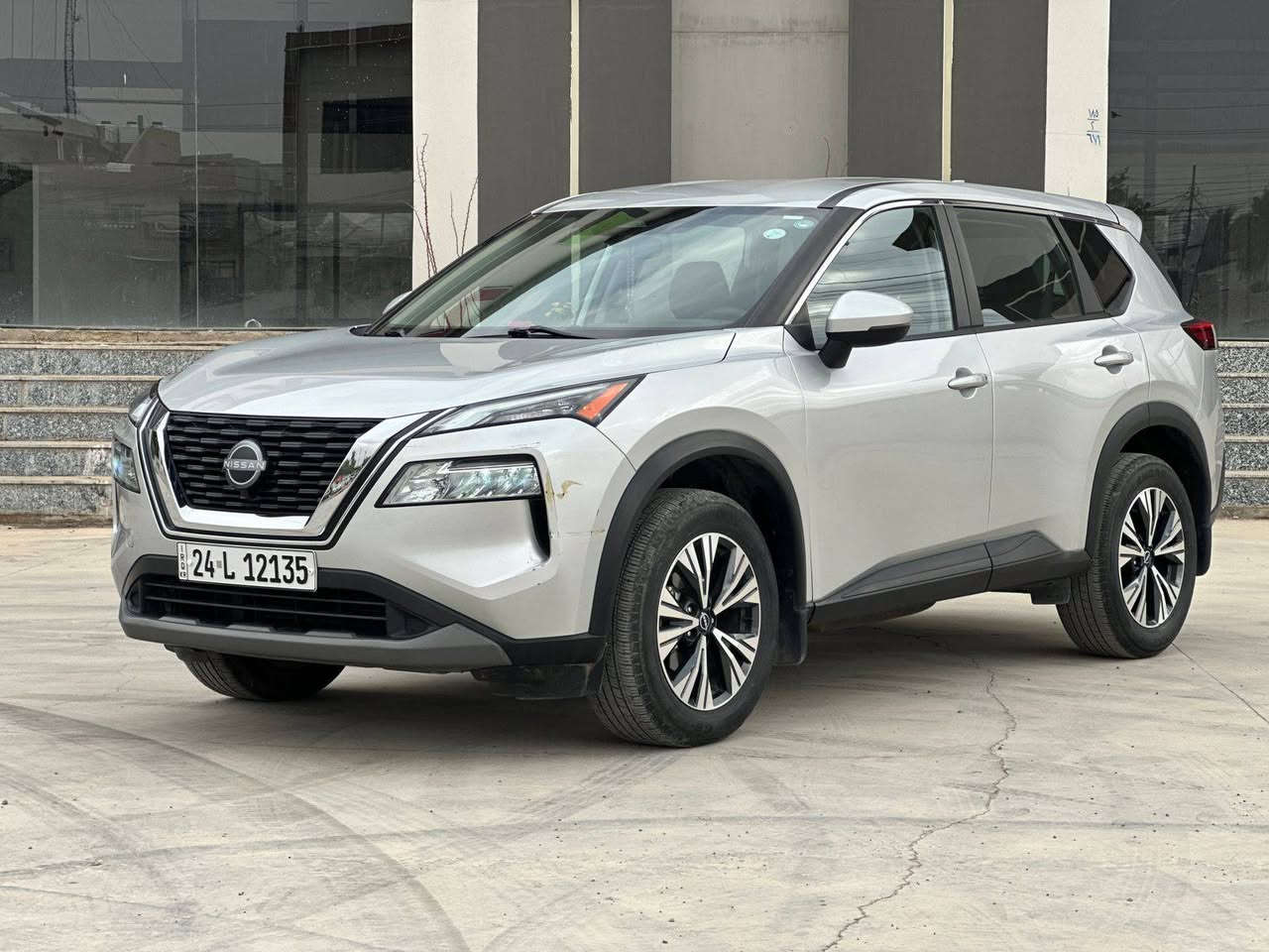 السعر 180$$     ***********
نيسان روج موديل 2023 ماشيه 30 كلين بدون صبغ بدون ضرر مواصفات SV سنويه رقم جديد بأسمي شرط الوكاله والتحويل رادارات أمامي وجانبي كشن كهرب شاشه وكامره 3انطمه قياده الاقتصادي ونورمال وسبورت
قطعتين تبريد تشغيل عن بعد
