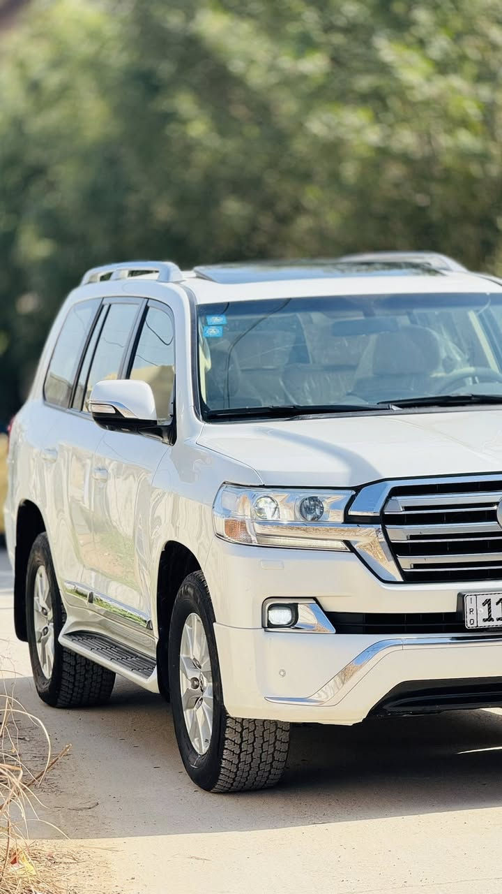 لاندكروز 2016 مكفوله كفاله عامه عدا بارد بسيط رقم بغداد بسمي بريم اصل 1/1 دفدي كشنات جلد وكهرباء فتحه محرك 6 سلندر سعر 448 بيها مجال ***********
