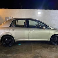 نيسان تيدا • ٢٠٠٩ • جير يدوي