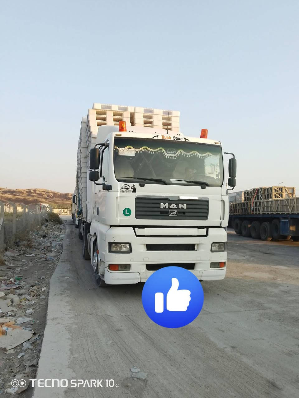 مان للبيع موديل 2002. رقم سليمانيه  كير عادي مكينه 410 مكينه جديده سنويه 2027 هزه جديده  بسمي تحويل مباشر عربانه جديده تايرات نص عمر السيرن جديد صدر جديد    اتصل على رقم اني مكلف بل نشر ***********
