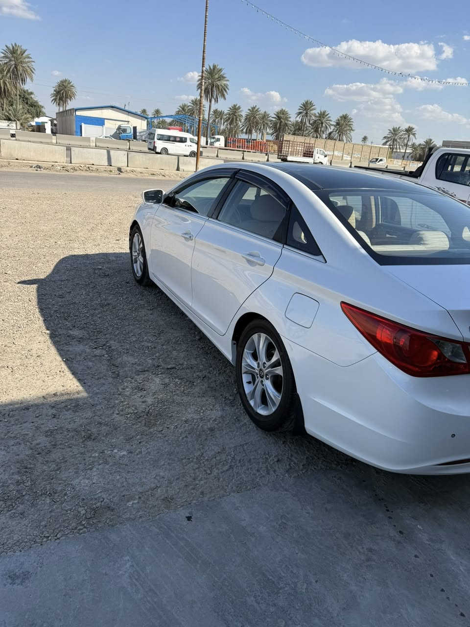 سلام عليكم
سوناتا ٢٠١١ خليجي محرك ٢٤٠٠ دوششش  عادي  سنويه جديده 
صبغ جاملغ فقط 
مواصفات كشنات كهرباء بانوراما تبريد قطعتين حساسات خلفيه مري شفط اشاير بلمري ويل كب كروم  لايت عدسه 
سياره جاهزه مكينه بلاديه
مكاني بغداد***********
