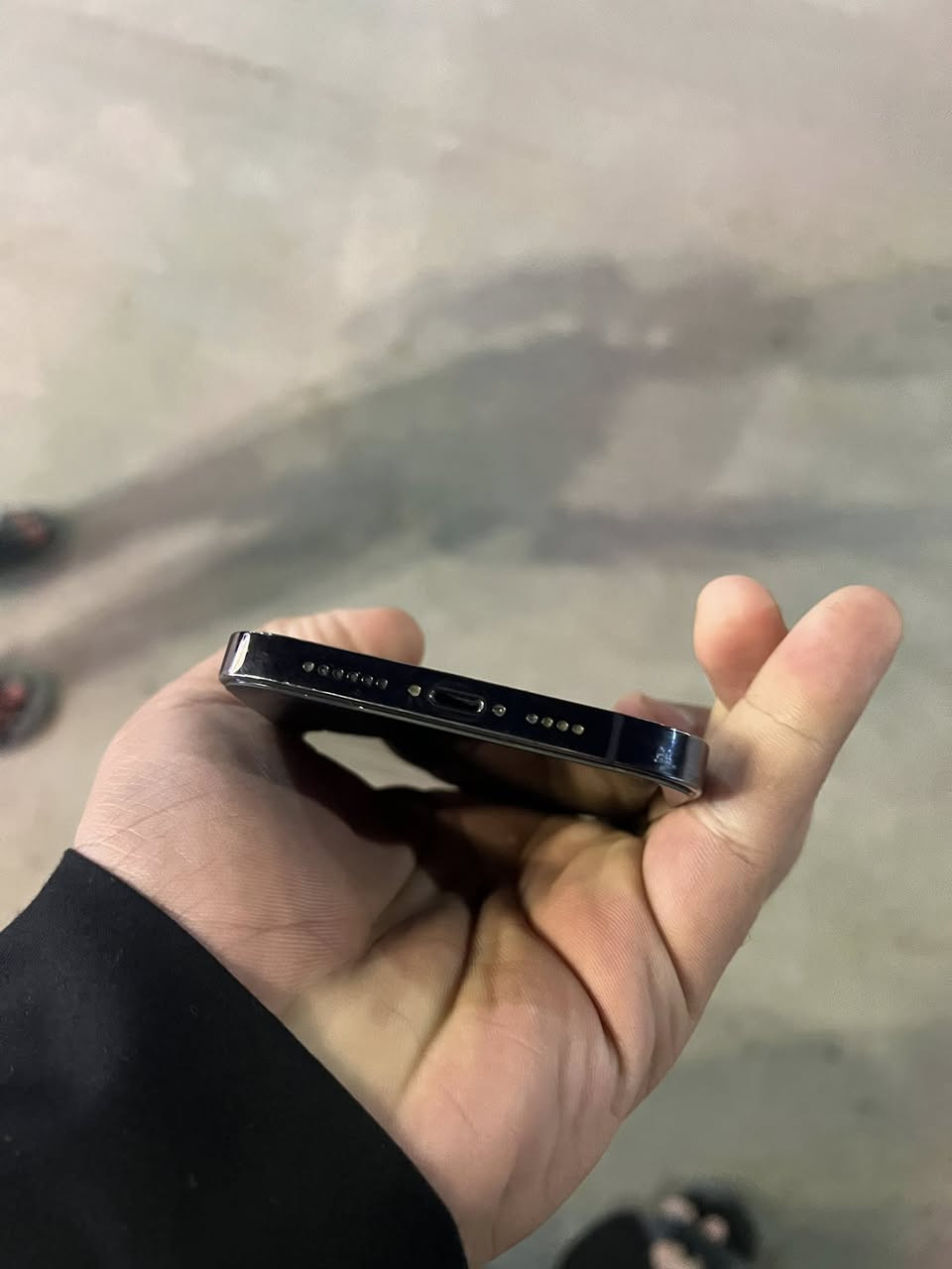 14 برو ماكس ذاكرة 256 جهاز ماستر شرط الفحص والضمان ما مفتوح برغي ولا أي شي كفاله عامه وبي حتة ضمان شخط ما بي بطارية 83 بلادي ولا اي نقص بي ونضافة 99 بل مية العنوان بغداد 
***********
كامل ملاحقات كارتون وكيبل وكل شي ولزكة وكفر 

السعر 950 ألف
