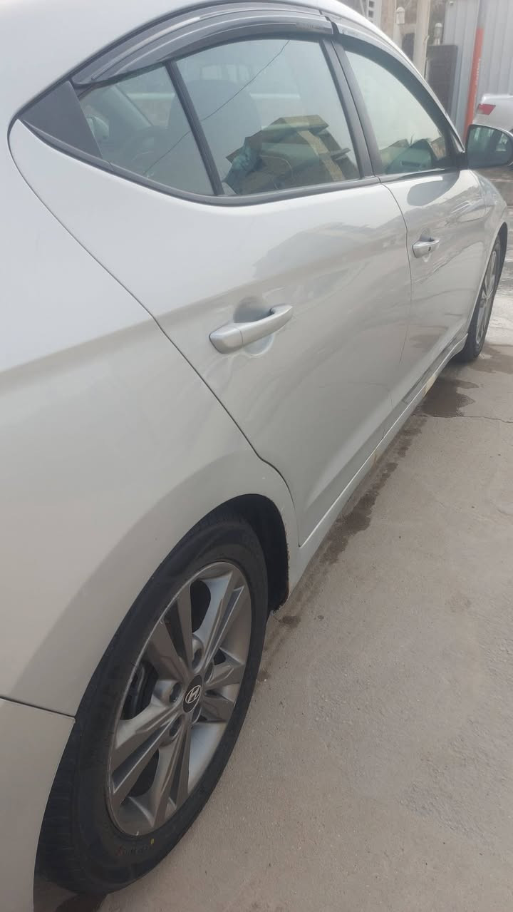 اخوان سلام عليكم ورحمة الله النتره بابل موديل ٢٠١٨ كير مكينه حداديه مكفولات سيارة فول بصمه شاشه جبيره رادار تبريد بيانوه ثلج تخم تاير باتري جديد ارضيات كامله سياره جاهزه وجديده ماشيه ٦٤ //// السعر ١٢٧///***********
