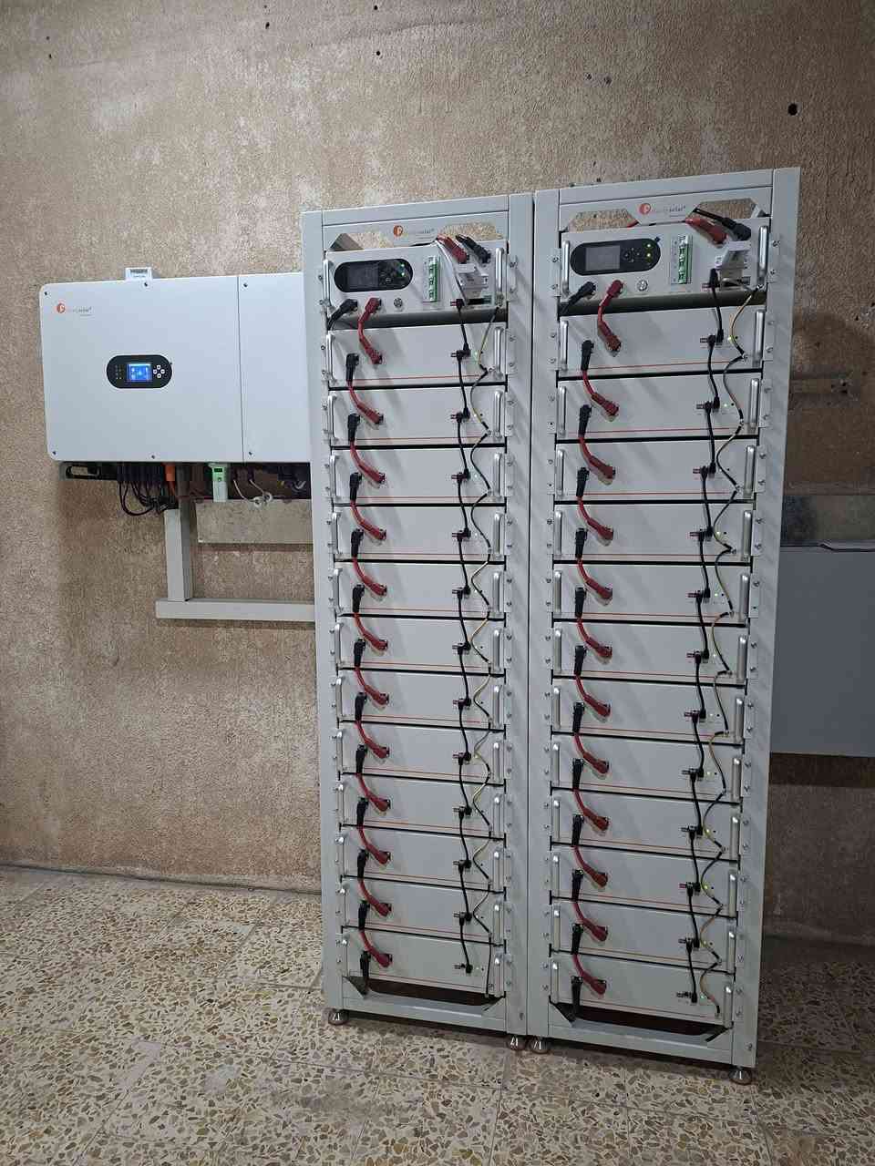 نقدم لكم عملنا لهذا اليوم ١/٣/٢٠٢٦
قامَ #مركز_دجلة_للطاقة_الشمسية بتجهيز وتنصيب منظومة طاقة شمسية لماركت دجلة في مدينة تكريت القادسية شارع المستشفى العسكري 
مكونات المنظومة.
الواح لونجي 615w عدد ١٠٨ 
انفيرتر هاي فولتج حجم 50kw هايبرد
بطاريات عدد ٢ حجم 60kw هاي فولتج.
مع كافة الاسلاك والقواطع .
بقدرة 200 امبير نهاراً وليلاً
عنواننا//
صلاح الدين تكريت القادسية الشارع العام 
الانبار الرمادي شارع ٦٠
للاستفسار//
***********
***********
