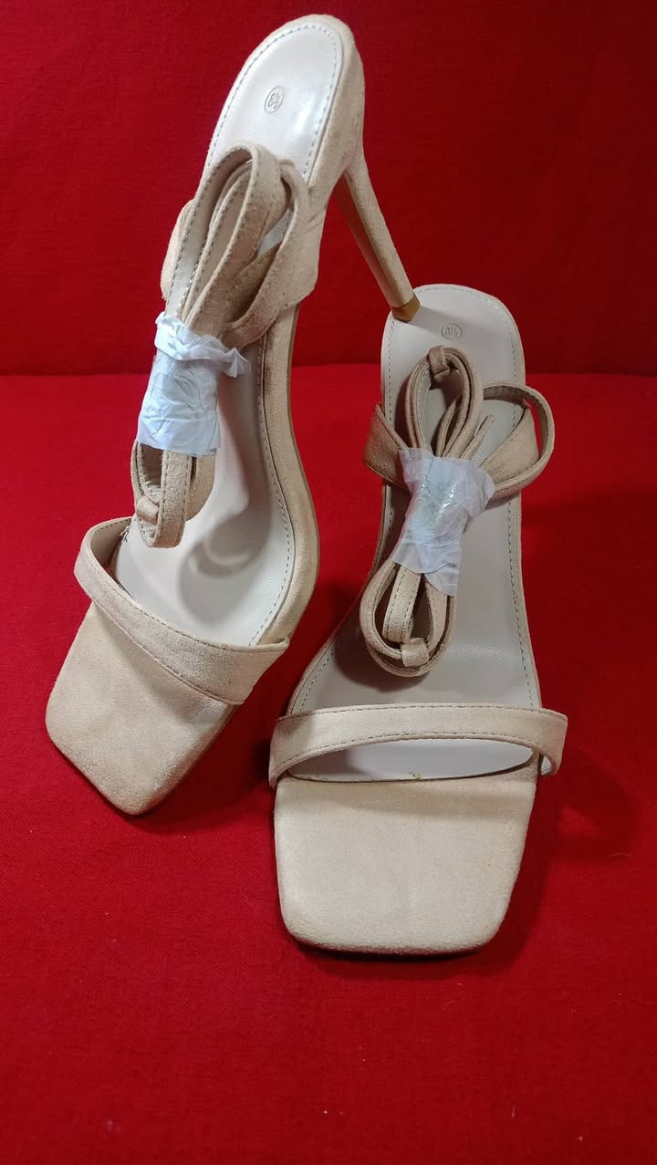 بنات حبيباتي هذا البيج مالتي احذية نسائي وعندي بعد وراح اوفر رجالي اريدكم ادعموني فدووه عندي 13 و10 و8 كلشي وسعره


**إذا كنت صاحب هذا الإعلان وتريد حذفه لأي سبب، رجاءا أرسل رسالة إلى الدعم الفني**