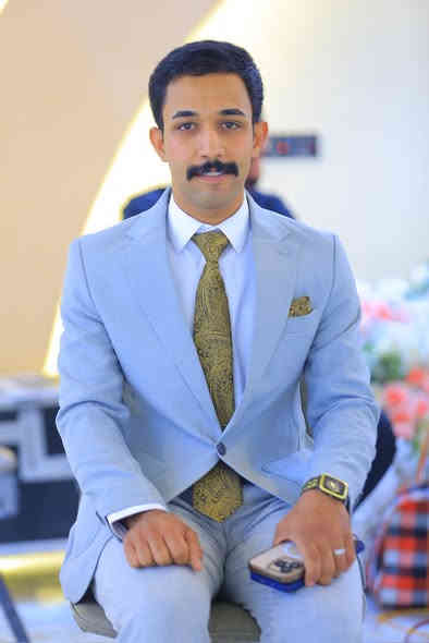 حفل زفاف الحبيب ( شهاب )  الف الف مبروك

إن شاء الله حياة مليئة بالفرح والسرور وقلوبكم دائماً عامرة بالمحبة والرضا

وثق اجمل لحضات عمرك بدقه عاليه 
وباأسعار مناسبة جدا جدا 

لتصوير كافة المناسباة  #المصور_كرار_شاكر 
للحجز يرجى مراسلة الصفحة أو الاتصال عل الرقم التالي 
***********
رابط القناه 👇
https://t.me/krarbkwvj100
