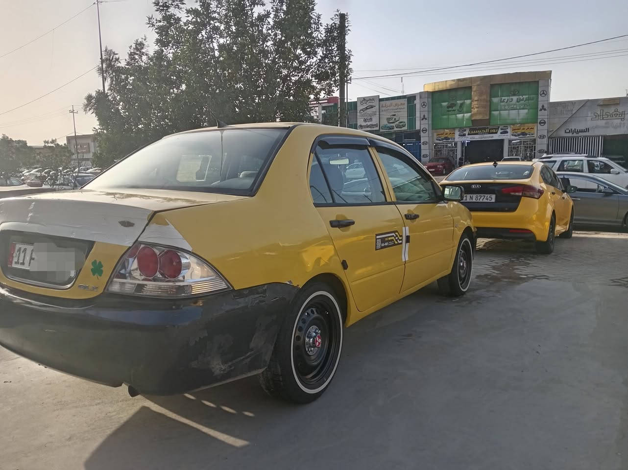 السلام عليكم للبيع لانسر بومه2010 مال شركه العامه السياره حره ما مطلوبه هيئه وغرامه مصفره بيها جاملغ مصبوغ فقط وجاملغ معمر ثنينهن الورا السعر 68 بيها مجال   العنوان بغداد مدينه الصدر


**إذا كنت صاحب هذا الإعلان وتريد حذفه لأي سبب، رجاءا أرسل رسالة إلى الدعم الفني**