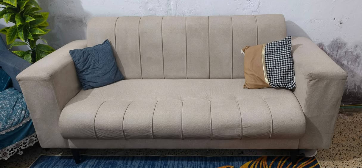 تخم ١٠ مقاعد ب٢٢٥ وبي مجال العنوان الشهداء الشراي يتفضل خاص انطي رقم راعيه.


**إذا كنت صاحب هذا الإعلان وتريد حذفه لأي سبب، رجاءا أرسل رسالة إلى الدعم الفني**