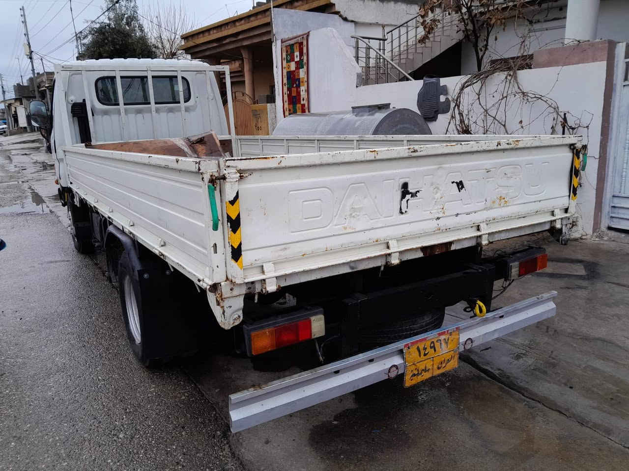 سلام عليكم كنتر هونداي 2001كير ومكينه وحداديه  جديد رقم سليمانيه تحويل ثاني يوم مكان سليمانيه استفسار ***********
