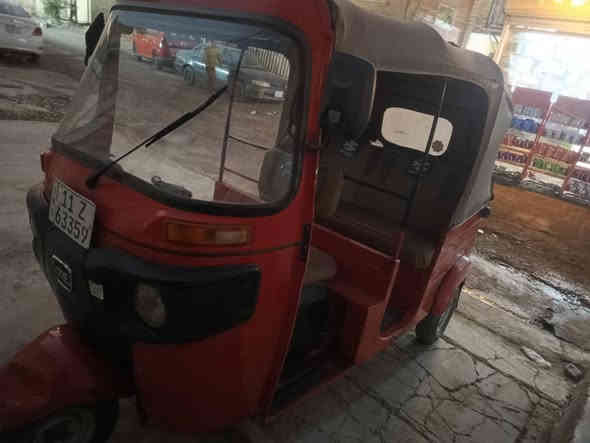 سلام عليكم تكتك للبيع موديل 2018 تكتك خير من الله لا تنقيص ولا تبخير ولا صبغ تجي تشوفه بعينك أحله من الصور بهواي السعر 5700بيه مجال للشراي يتصل ***********
